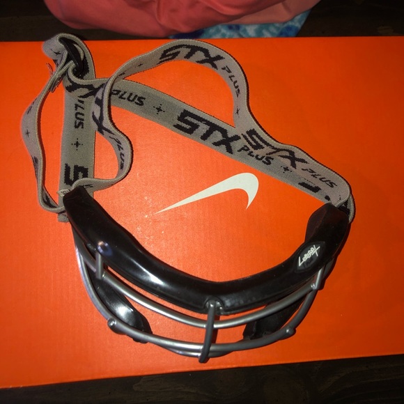 lacrosse goggles - Picture 2 of 3